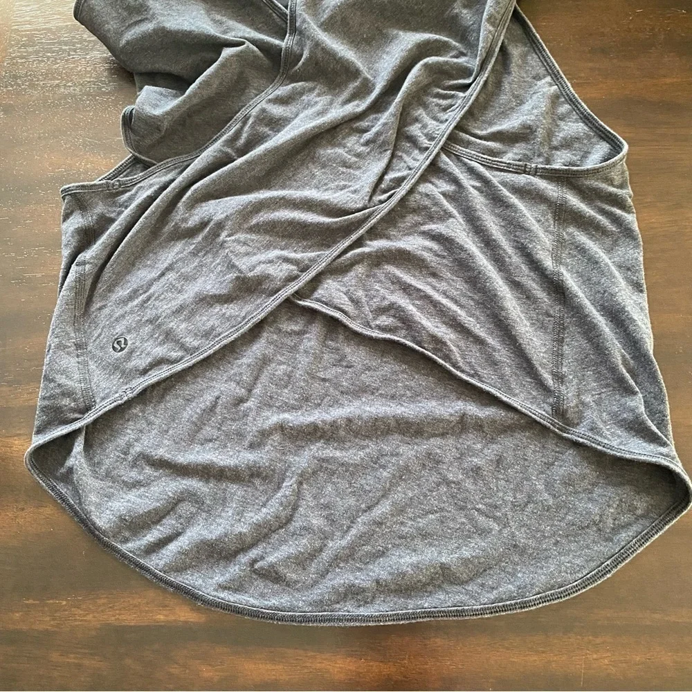 Lululemon Twist & Turn Tank Heathered Grey / Black 8